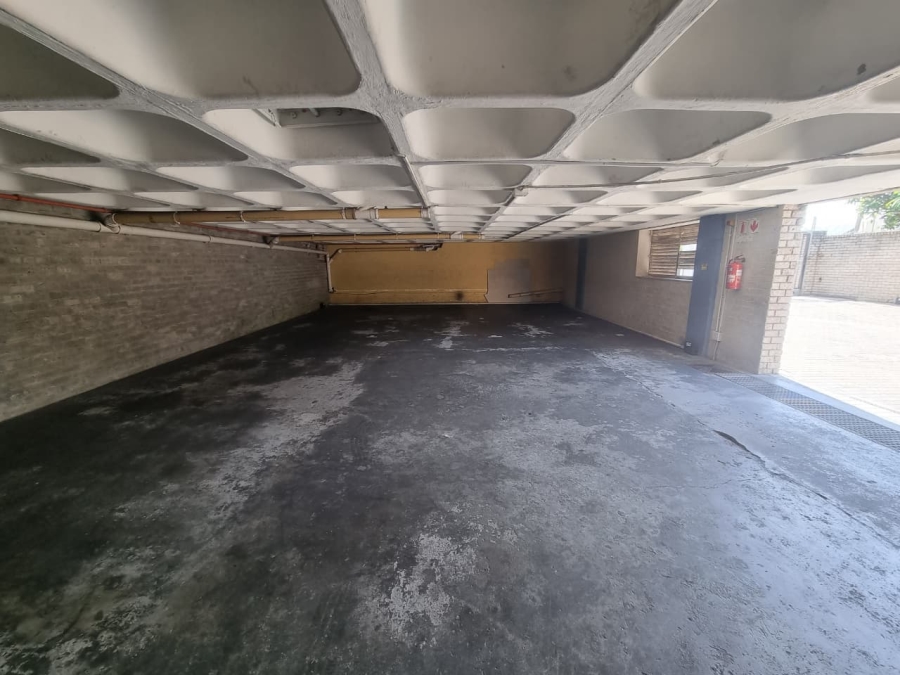 To Let 2 Bedroom Property for Rent in Observatory Western Cape